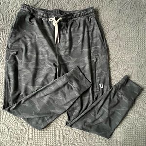 Men’s Sunday Performance Jogger Camo - M - Barely worn